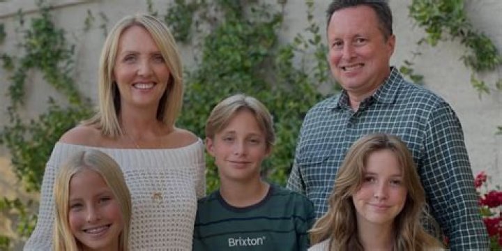 Avram Glazer Wife Jill Henkin Glazer Age Difference – Meet His Daughter & Family On Instagram