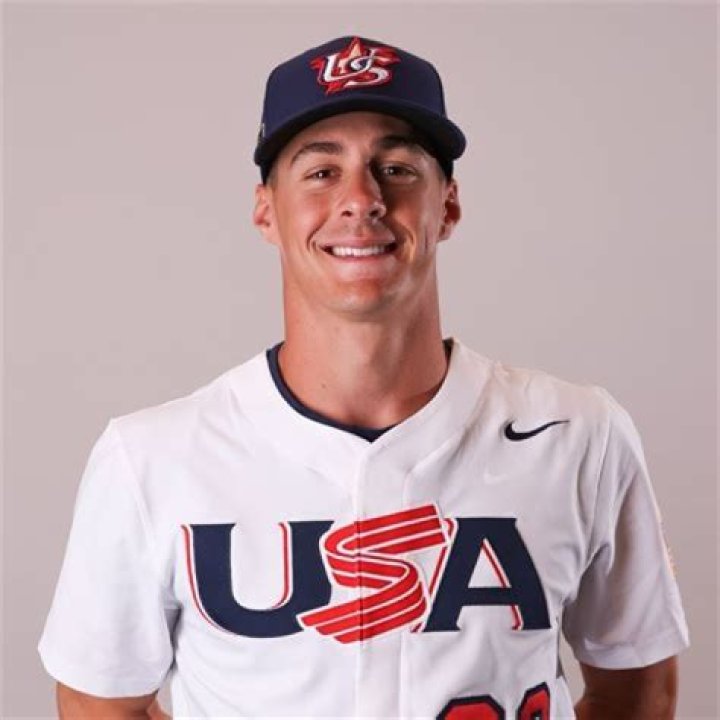Brayton Laster Height, Weight, Net Worth, Age, Birthday, Wikipedia, Who, Nationality, Biography