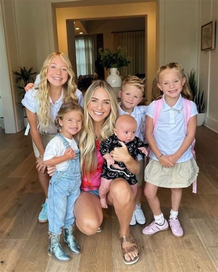 Elliott Hulse’s Net Worth, Age, Height, Weight, Wife, Kids, Bio-Wiki