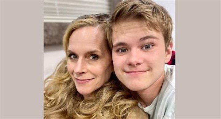 Isaiah Stannard Before Surgery Wikipedia & Parents: Is The Actor Transgender?
