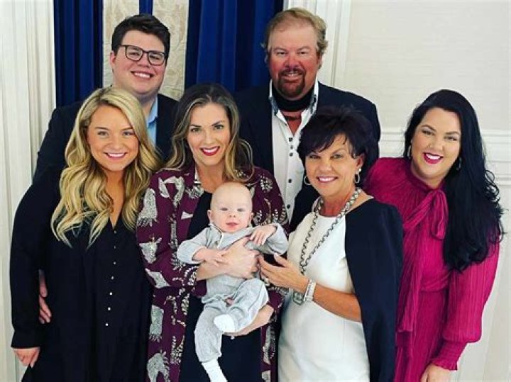 Joan Acocella Children: Did Joan Acocella Have Kids?