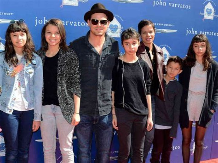 Justin Chambers Family – All about his wife, children, twin brother