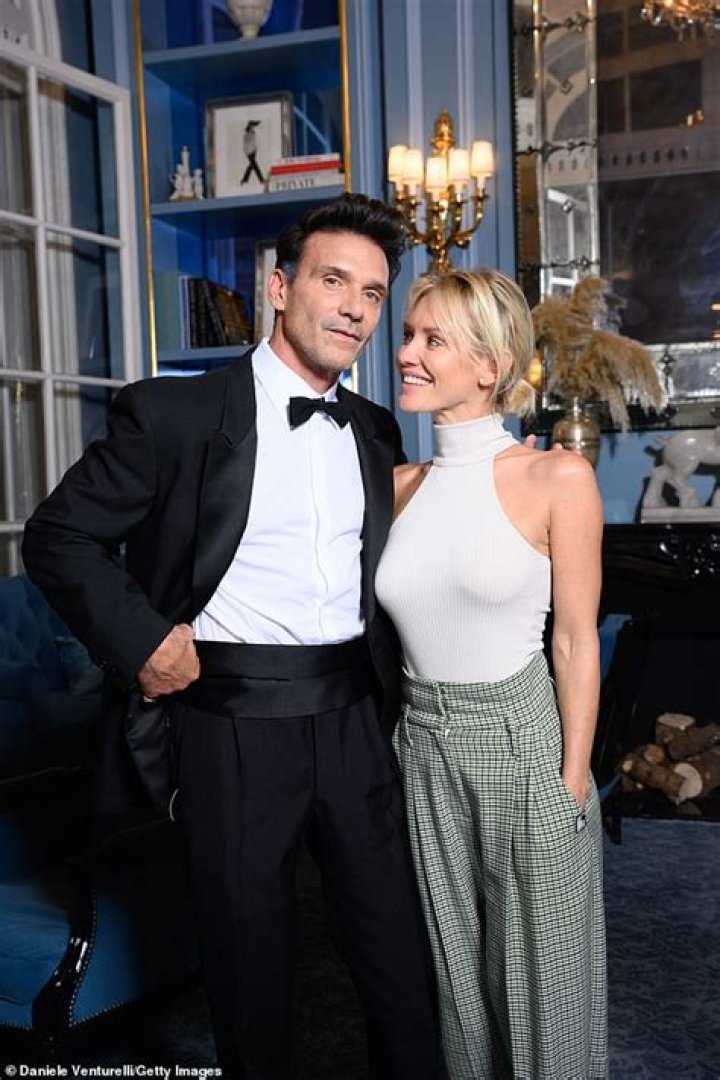 Nicky Whelan: Boyfriend, net worth, tattoos, smoking & body measurements