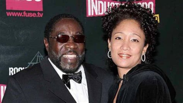 Robb Ellis Bio, Wiki, Age, Height, Wife, Salary, Net Worth, Family, Education and CBS Chicago