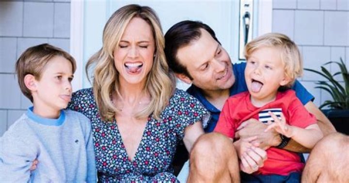 Who Are Nikki DeLoach Sons? Details About Her Sons William And Bennett Goodell