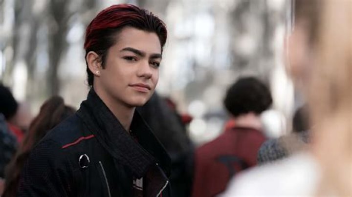 Who Is Malachi Weir? Everything To Know About The Cast Of Brazen